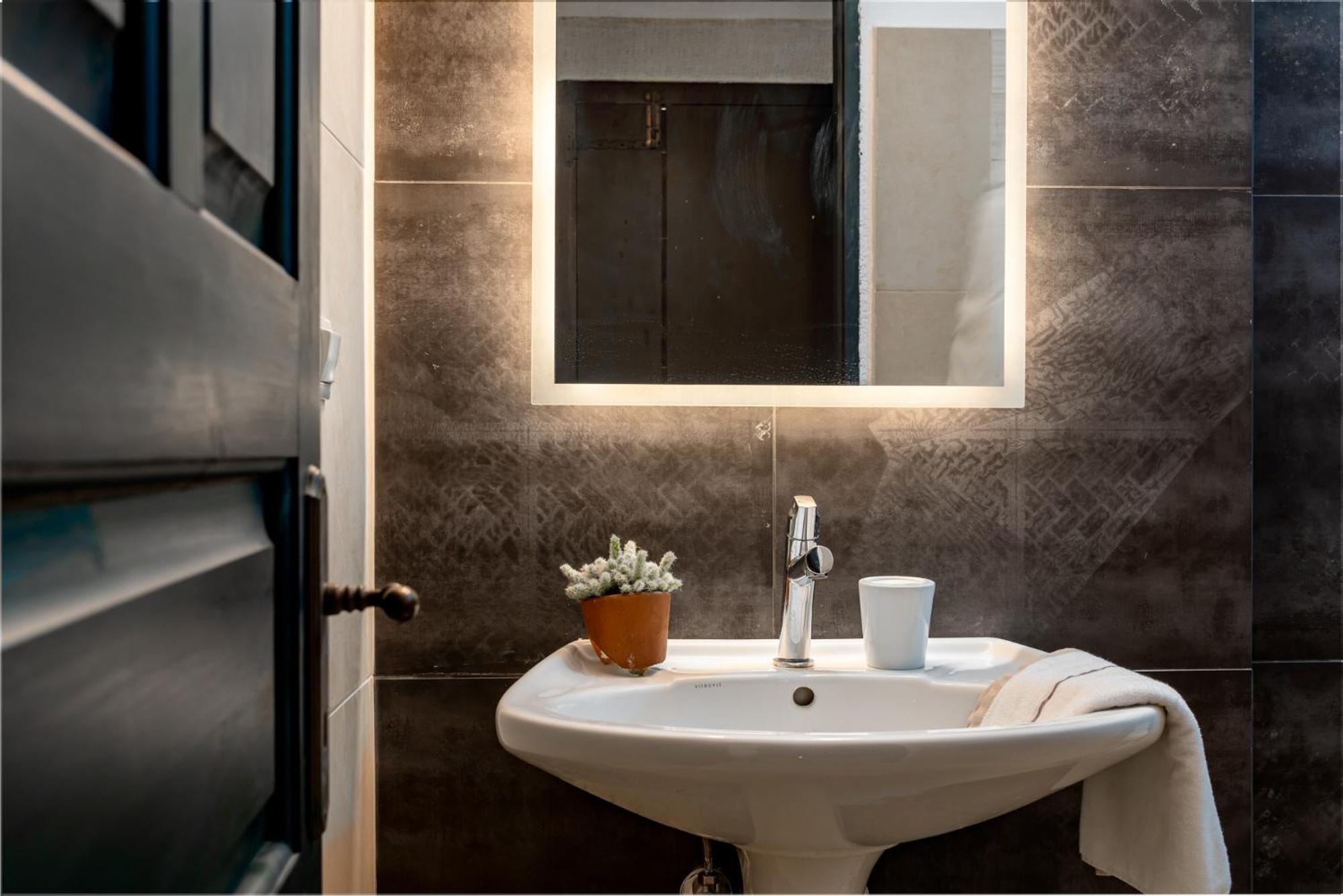 Orama Stone Apartments - Authentic Hospitality In A Historical Location, By Zantewize 외부 사진