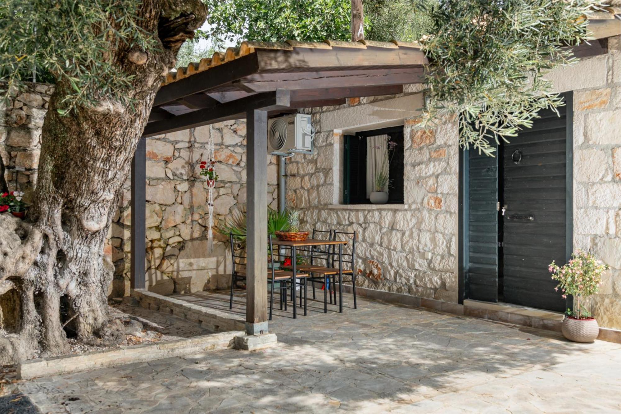 Orama Stone Apartments - Authentic Hospitality In A Historical Location, By Zantewize 외부 사진