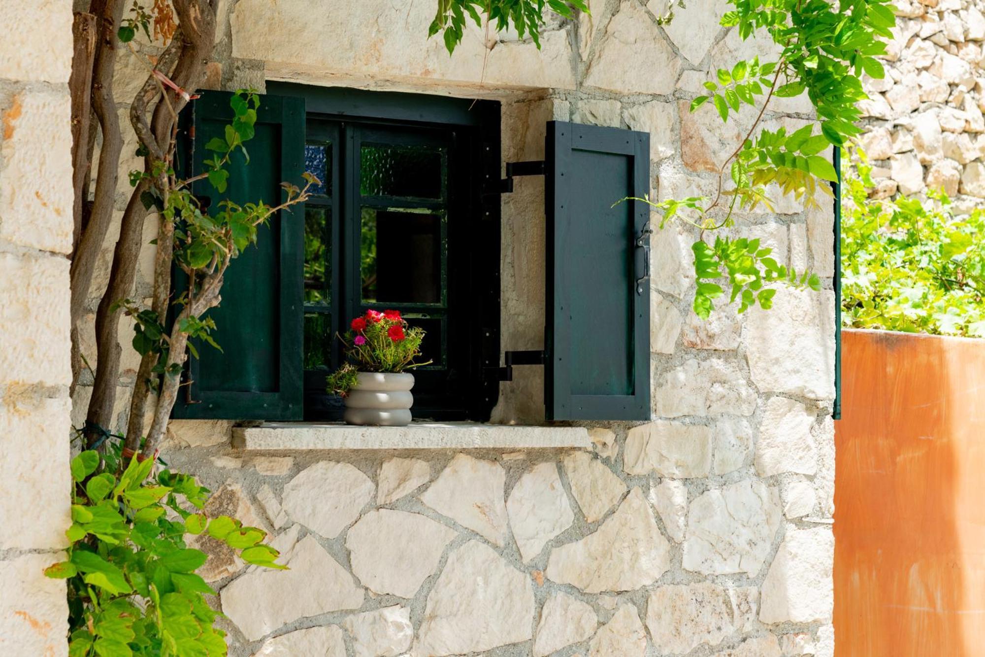 Orama Stone Apartments - Authentic Hospitality In A Historical Location, By Zantewize 외부 사진